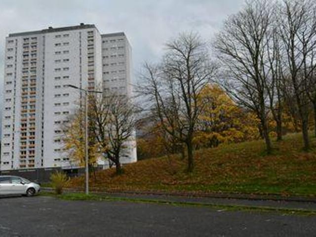 3 Bedrooms Flat for sale in 12B Park Court, Clydebank G81