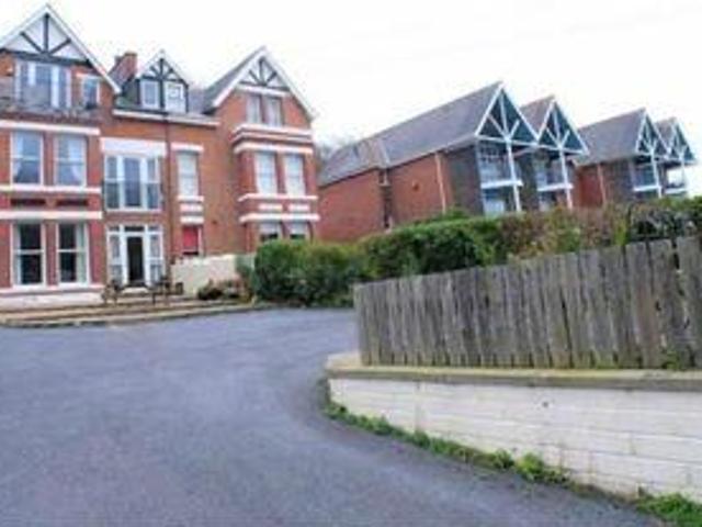 3 Bedrooms Flat for sale in 39 Rotherslade Road, Langland, Swansea SA3