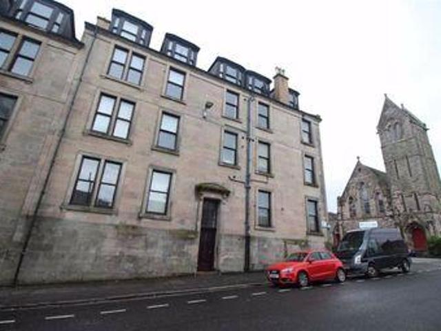 3 Bedrooms Flat for sale in Newton Street, Greenock PA16