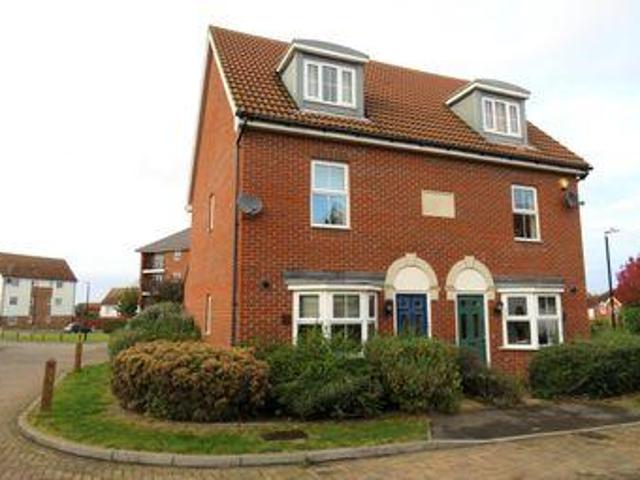 3 Bedrooms for rent in Marjoram Drive, Sittingbourne ME10