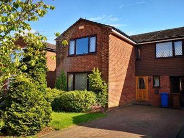 3 Bedrooms for rent in Lucerne Road, Stockport SK7