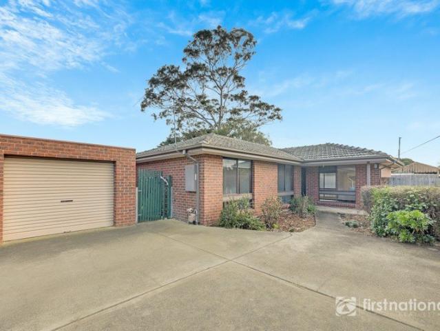 3 BEDROOMS, GARAGE AND ONLY 2 ON BLOCK