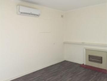 3 Bedroom's Good Location