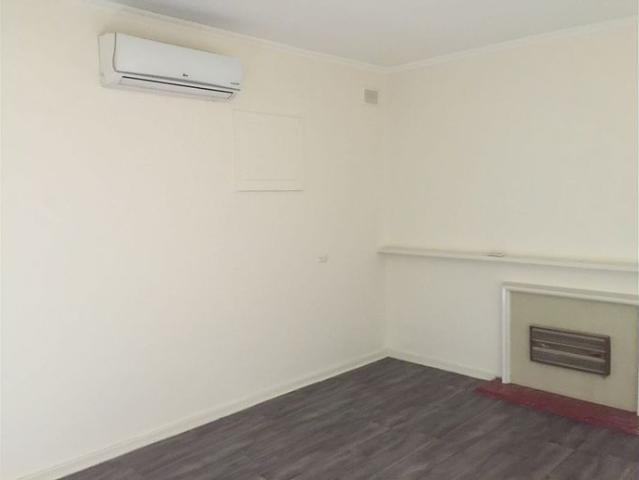 3 Bedroom's Good Location