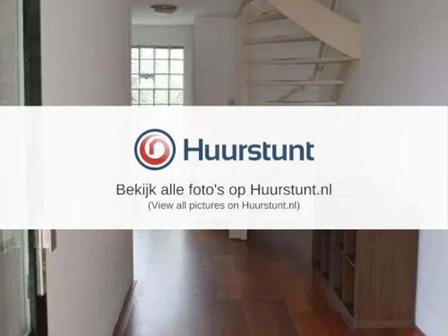 3 bedrooms Huurwoning Surface Area: 180m2