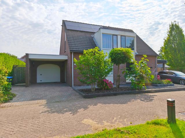 3 bedrooms Huurwoning Surface Area: 108m2