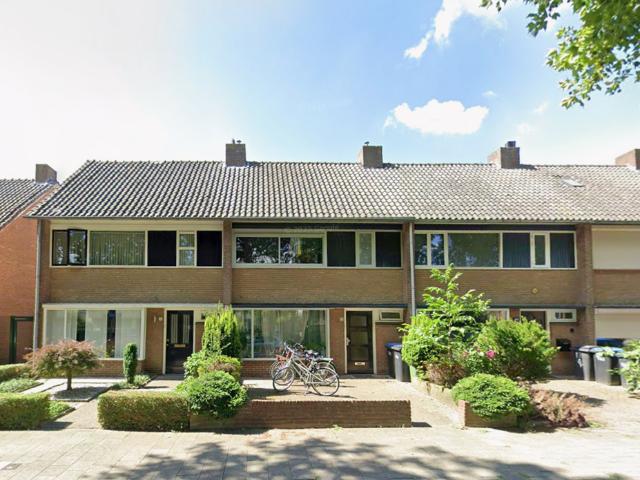 3 bedrooms Huurwoning Surface Area: 108m2
