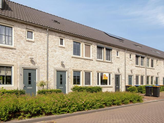 3 bedrooms Huurwoning Surface Area: 115m2