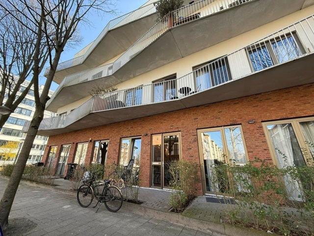 3 bedrooms Huurwoning Surface Area: 137m2
