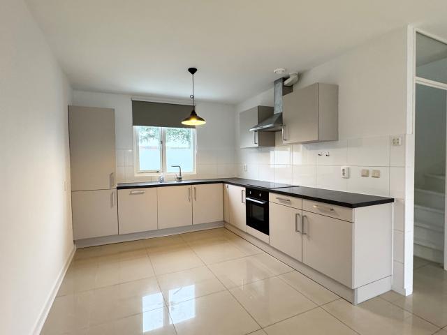 3 bedrooms Huurwoning Surface Area: 80m2