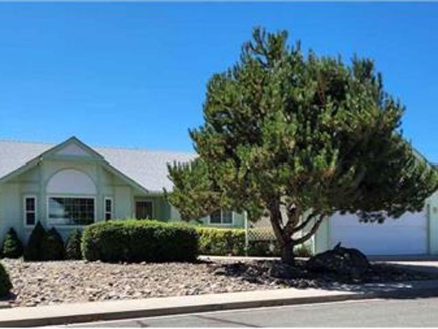 3 Bedrooms Home For Rent in Carson City !