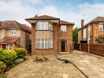 3 Bedrooms House detached for Rent in Matlock Way | Foxtons