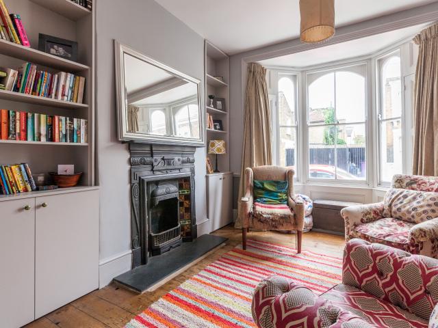 3 Bedrooms House end of terrace for Rent in Lockhart Street | Foxtons