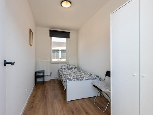 3 bedrooms House Surface Area: 82m2 Furnished