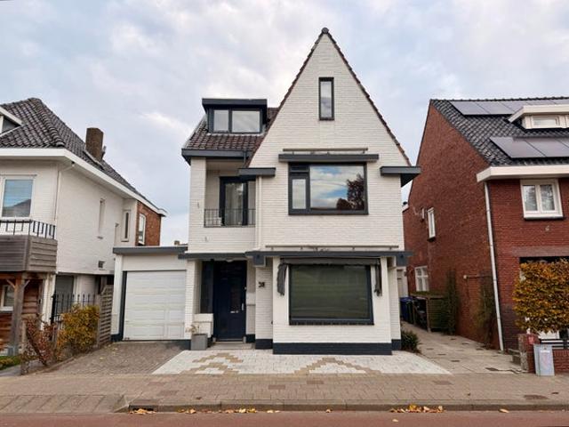 3 bedrooms House Surface Area: 186m2 Furnished Available from: 2026 05 01