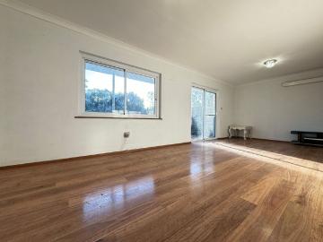 3 Bedrooms House with Swimming Pool For Rent ! ! !