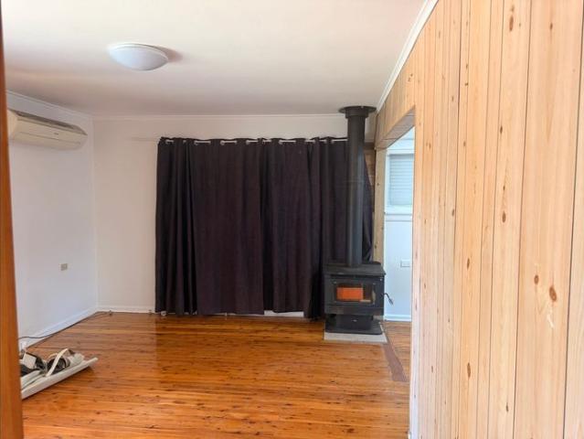 3 Bedrooms house
