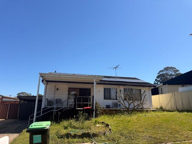 3 Bedrooms house