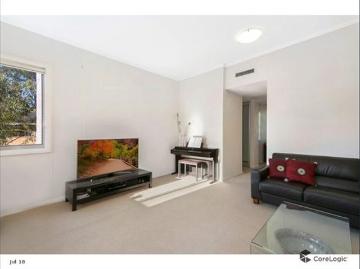 3 Bedrooms in perfect location for lease