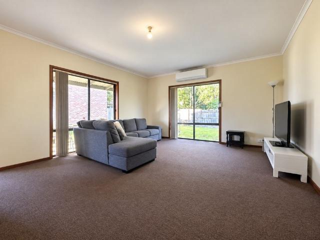 3 Bedrooms in quiet location