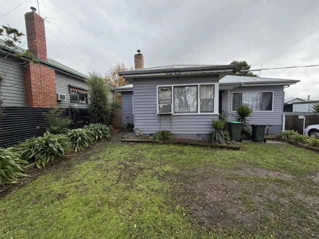 3 Bedrooms Large Block, Great Shedding, Quiet Location