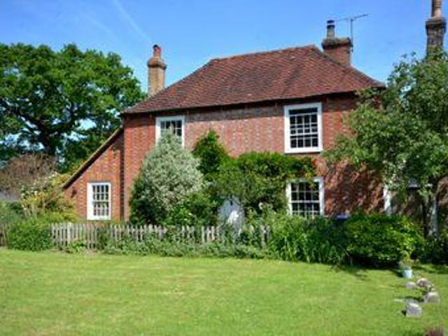 3 Bedrooms Link detached house for sale in East Street, Billingshurst RH14