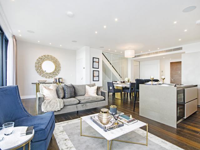 3 Bedrooms Penthouse for Rent in Finchley Road | Foxtons