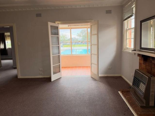 3 Bedrooms Right In The Heart of Town