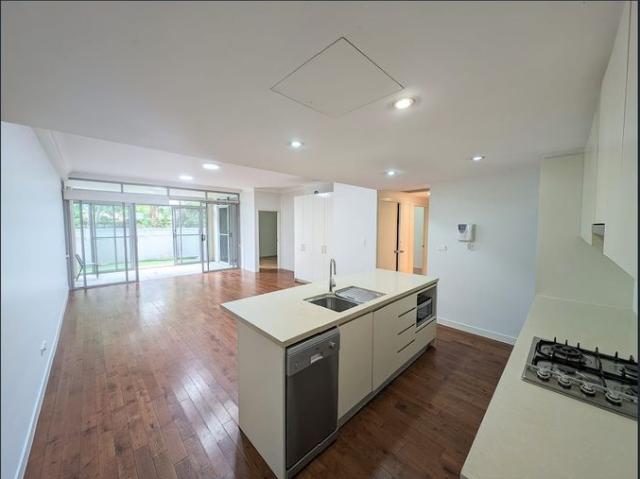 3 bedrooms + Study + Courtyard & Storage