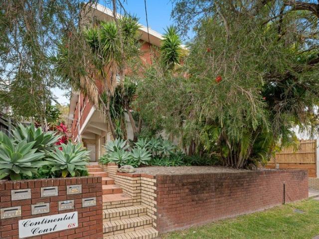 3 bedrooms + study space, with Stones Corner convenience