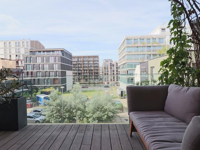3 bedrooms Surface Area: 91m2 Furnished