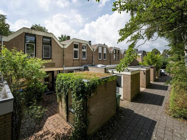 3 bedrooms Surface Area: 103m2 Furnished
