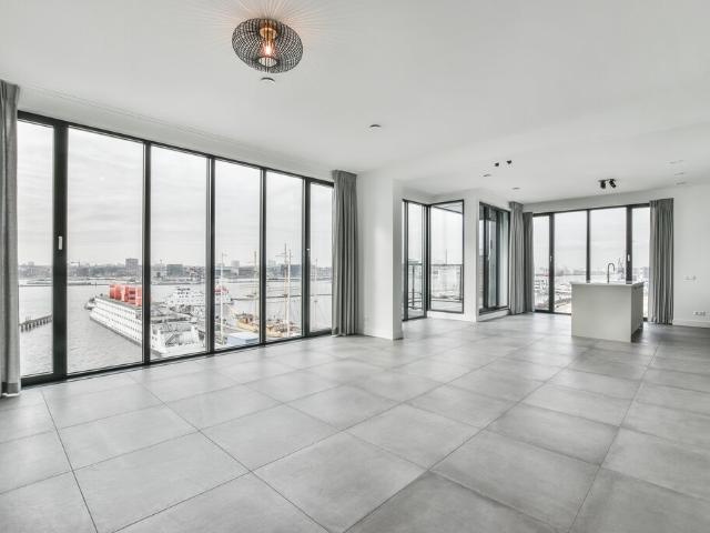 3 bedrooms Surface Area: 114m2