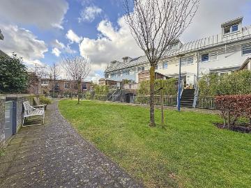 3 bedrooms Surface Area: 125m2