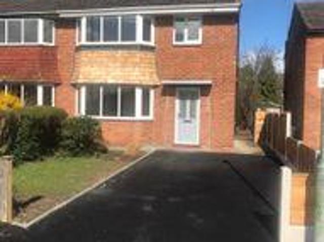 3 Bedrooms Semi detached house for rent in Corndon Drive, Shrewsbury SY1