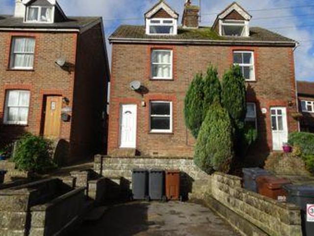 3 Bedrooms Semi detached house for rent in Green Lane, Crowborough TN6