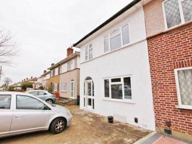 3 Bedrooms Semi detached house for rent in Kingshill Avenue, Northolt UB5