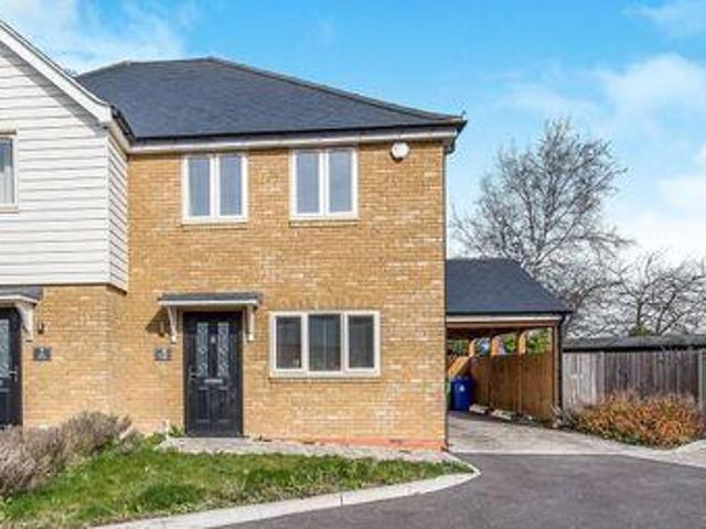 3 Bedrooms Semi detached house for rent in Orchard Court, Lynsted, Sittingbourne ME9