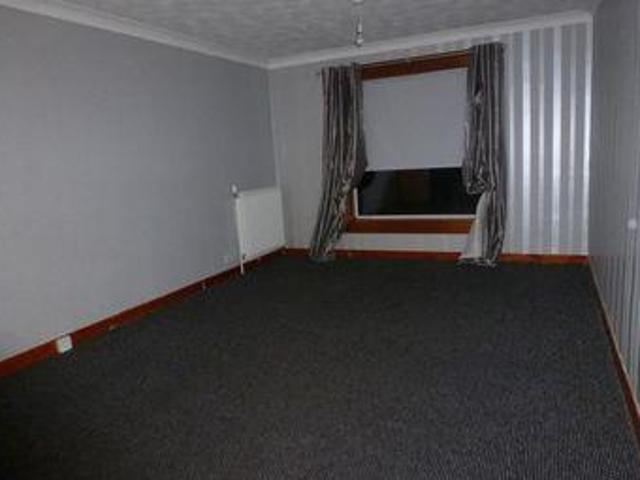 3 Bedrooms Semi detached house for rent in Thomson Street, Ayr, Ayrshire KA8