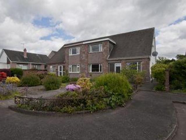 3 Bedrooms Semi detached house for sale in 2 Norwood Grove, Alloa, Clackmannanshire 2Bz, UK FK10