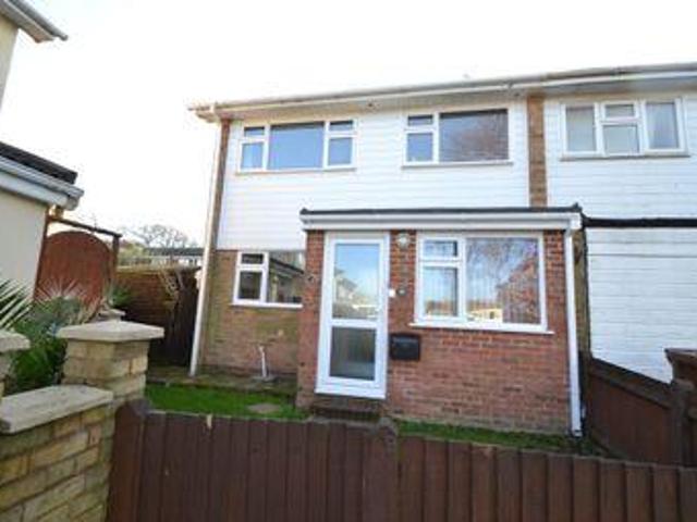 3 Bedrooms Semi detached house for sale in Coppice Road, Lordswood, Chatham ME5