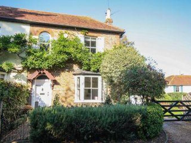 3 Bedrooms Semi detached house for sale in Church Road, Cookham, Maidenhead SL6