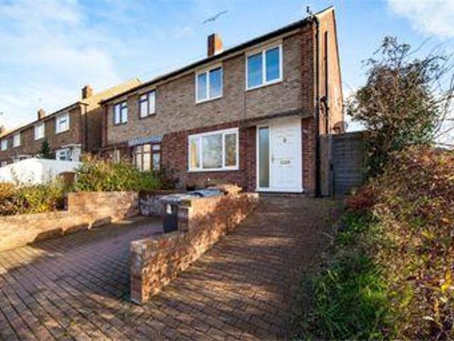 3 Bedrooms Semi detached house for sale in Cromwell Road, Ware, Hertfordshire SG12