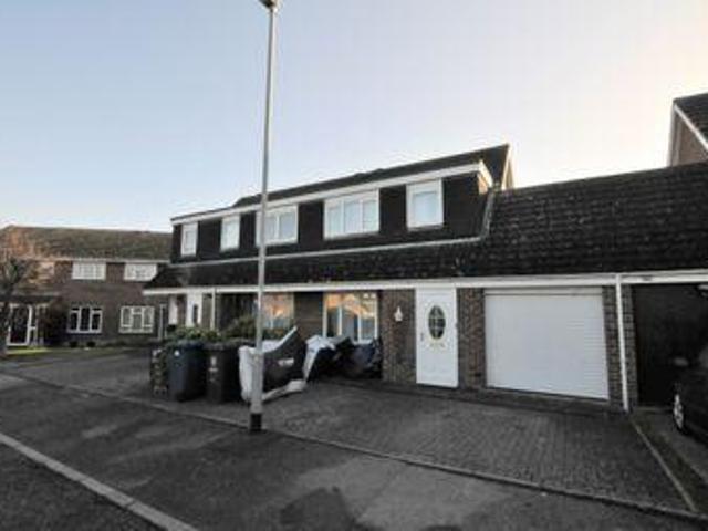 3 Bedrooms Semi detached house for sale in Greengage Rise, Melbourn, Royston SG8
