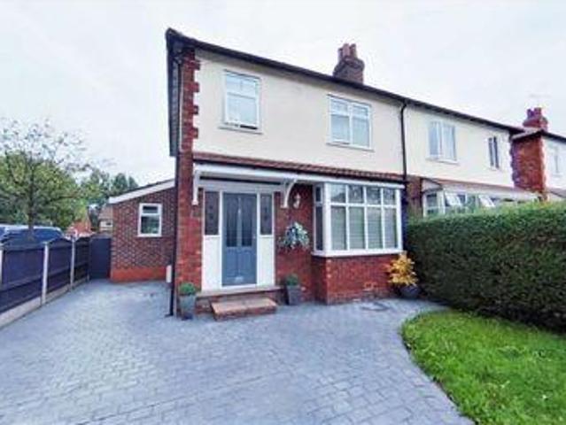 3 Bedrooms Semi detached house for sale in Delamere Road, Great Moor, Stockport SK2