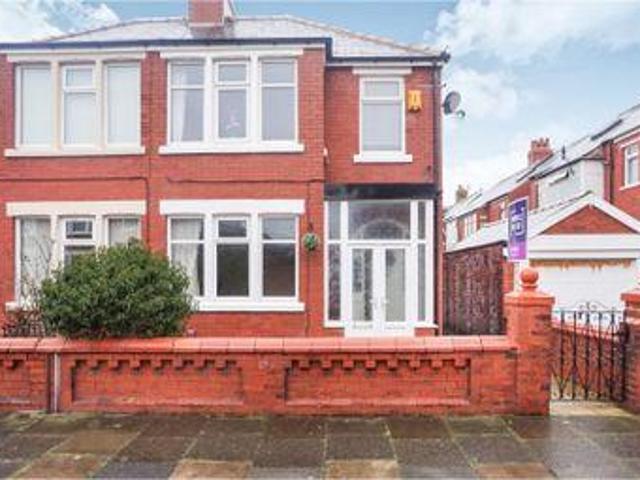 3 Bedrooms Semi detached house for sale in Fenber Avenue, Blackpool FY4