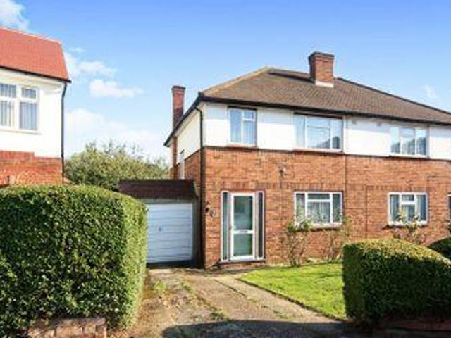 3 Bedrooms Semi detached house for sale in Henley Close, Greenford UB6