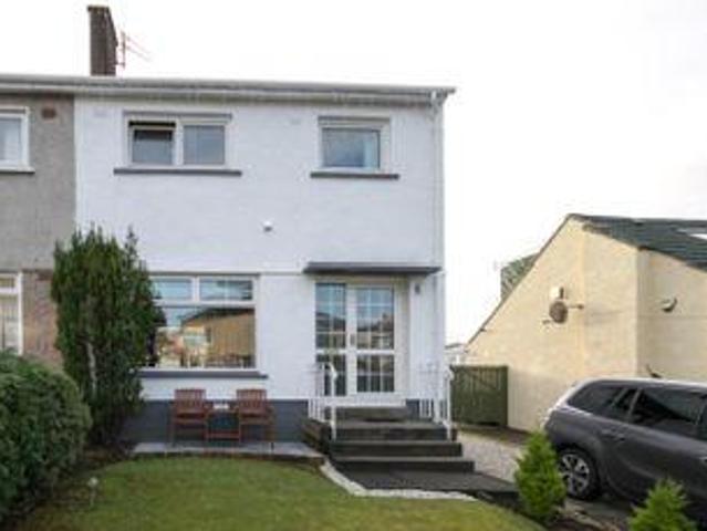 3 Bedrooms Semi detached house for sale in Inchlonaig Drive, Alexandria G83