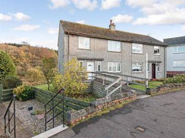 3 Bedrooms Semi detached house for sale in Innes Park Road, Skelmorlie, North Ayrshire. PA17