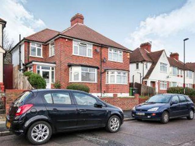 3 Bedrooms Semi detached house for sale in Oakshade Road, Bromley BR1